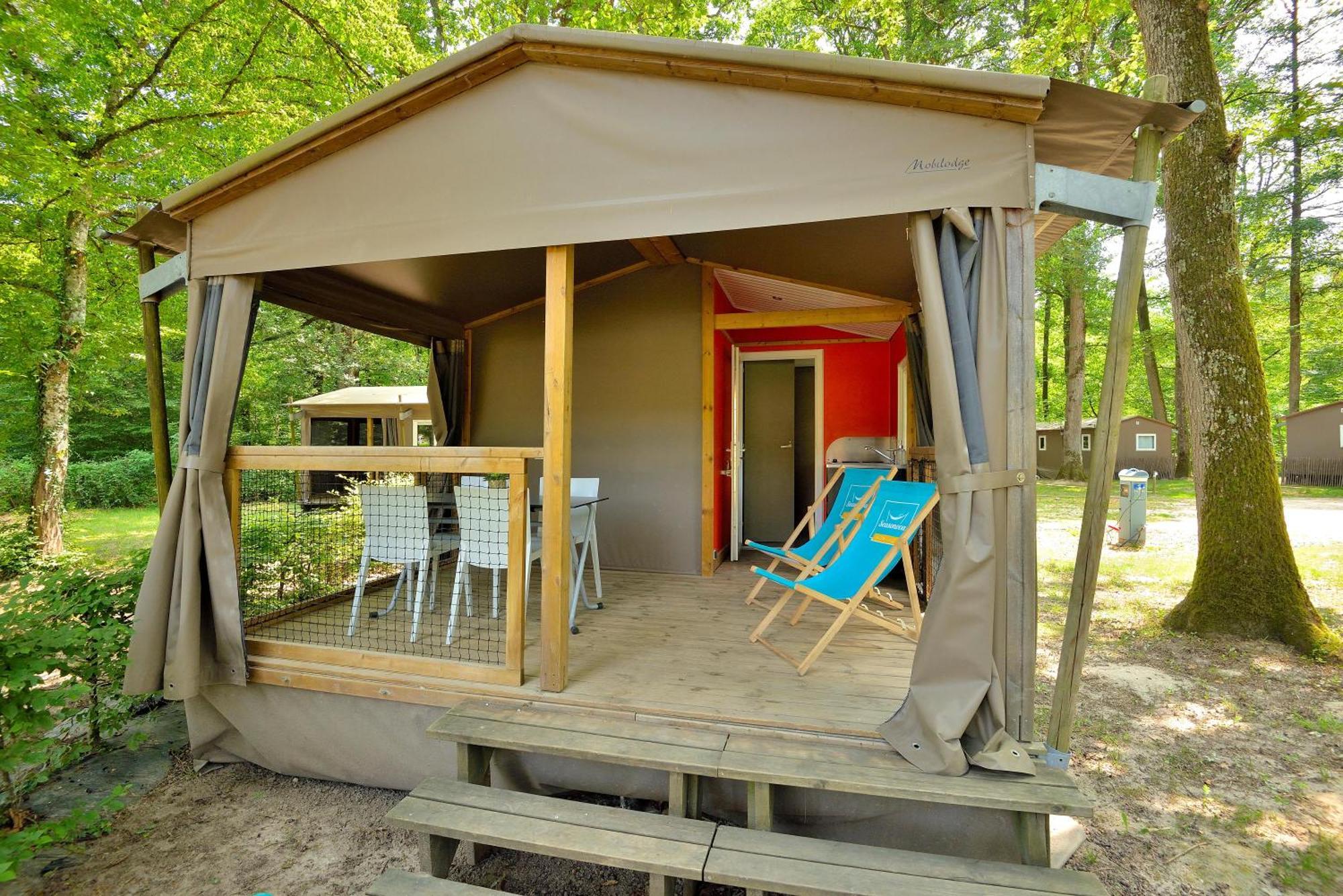 Camping Etang De La Vallee Combreux Room photo