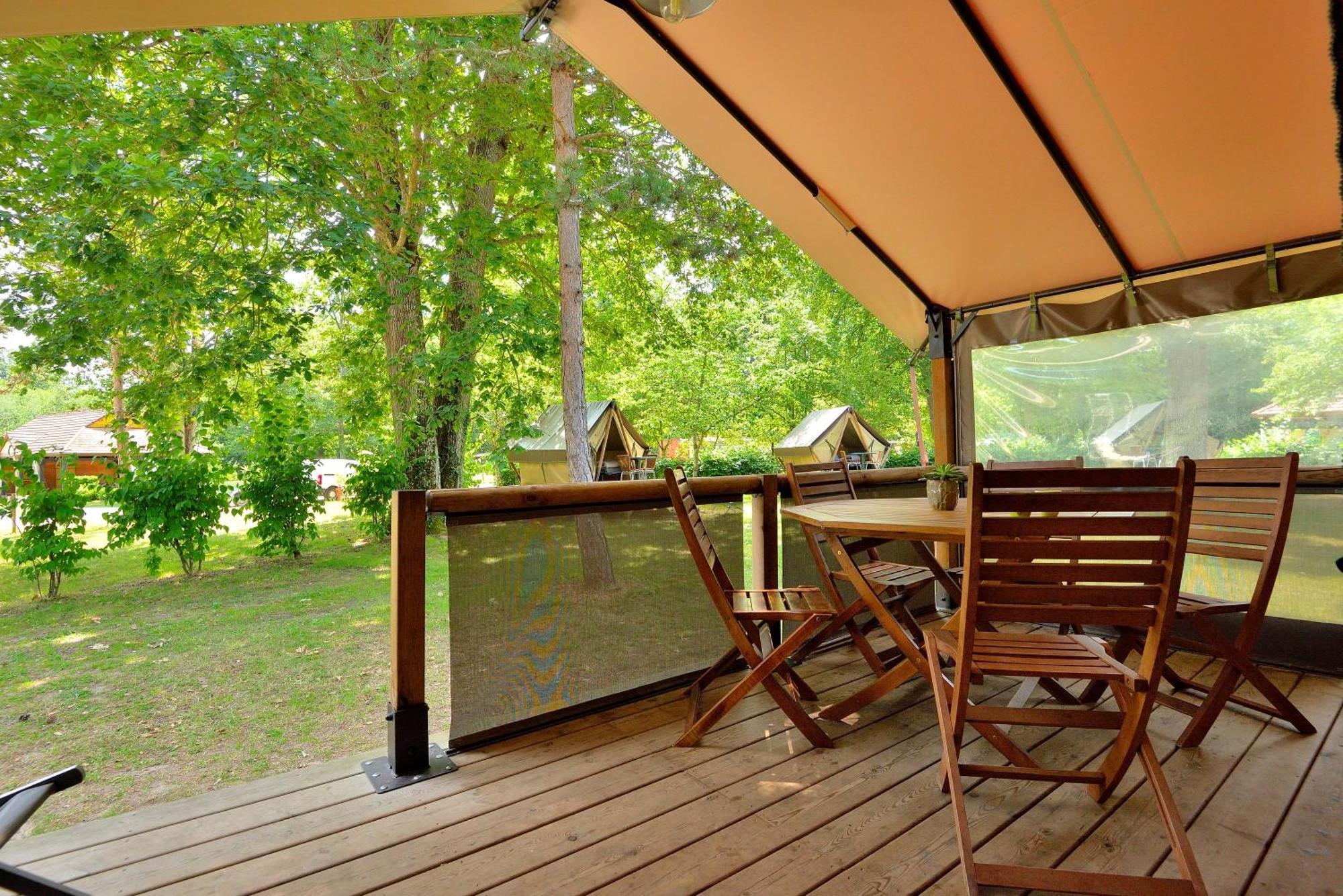 Camping Etang De La Vallee Combreux Room photo